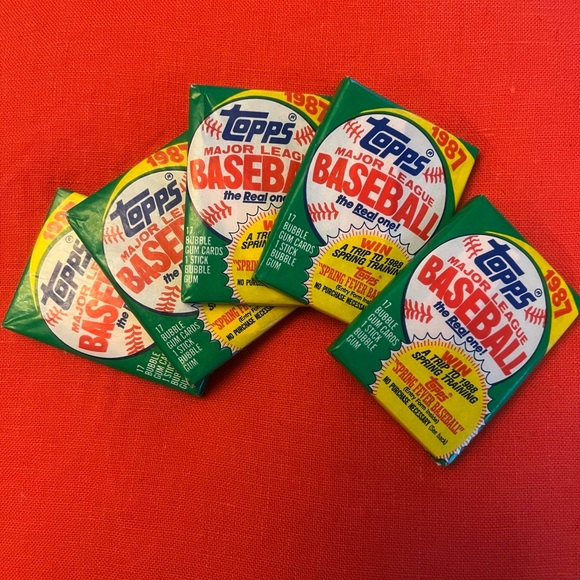 Unopened packs of 1987 TOPPS baseball cards ! - Picture 1 of 3